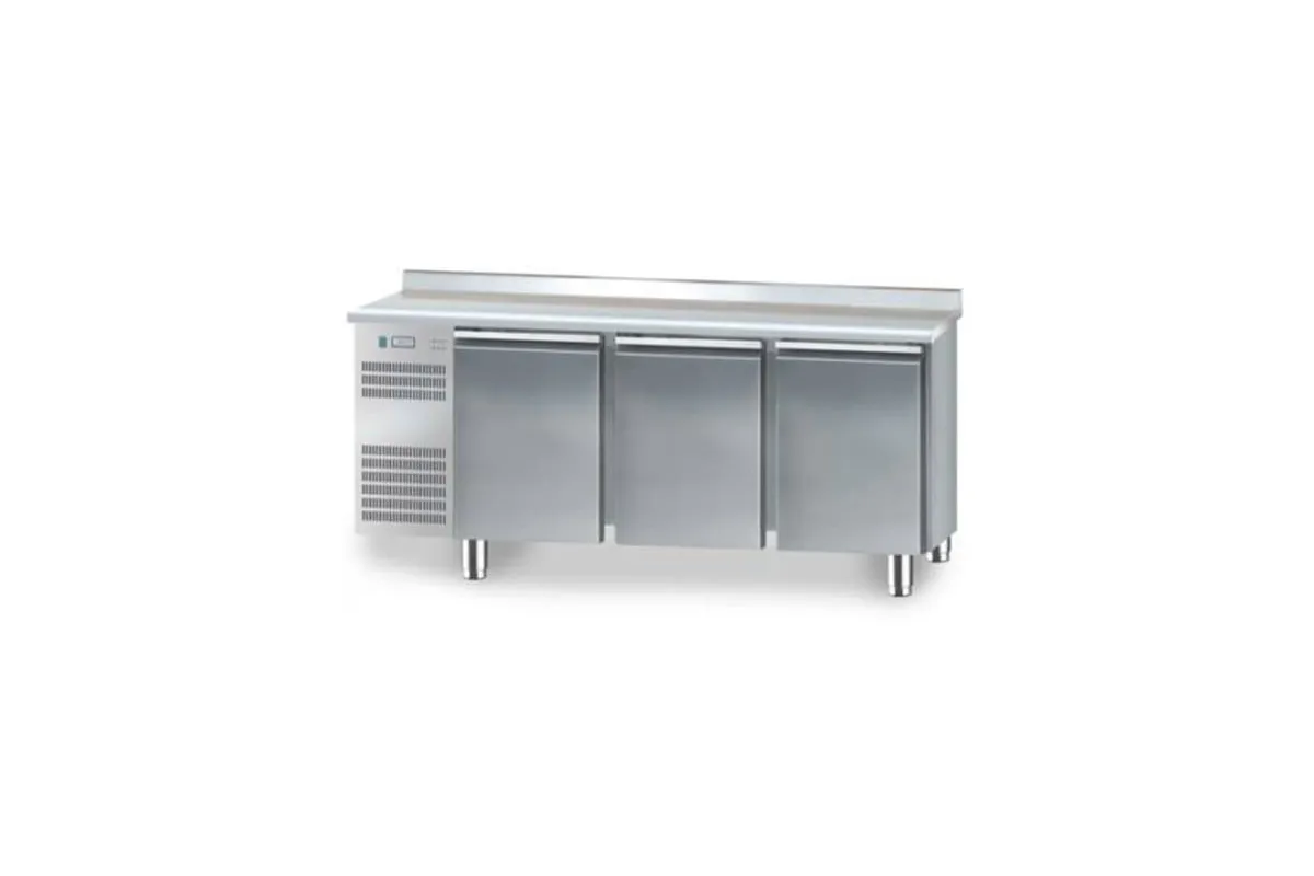 Stół chłodniczy 3-drzwiowy piekarniczy, Dora metal DM-94007 BS/AS