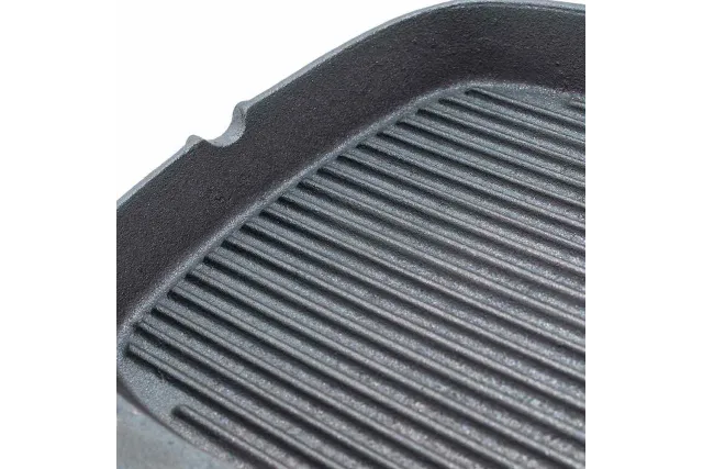 Patelnia żeliwna, ryflowana, 240x240 mm Stalgast 049003
