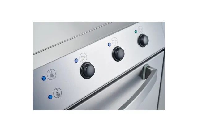 Zmywarko wyparzarka z podstawą, uniwersalna, dozownik płynu myjącego, P 3.4/4.9 kW, U 230/400 V Stalgast 801502