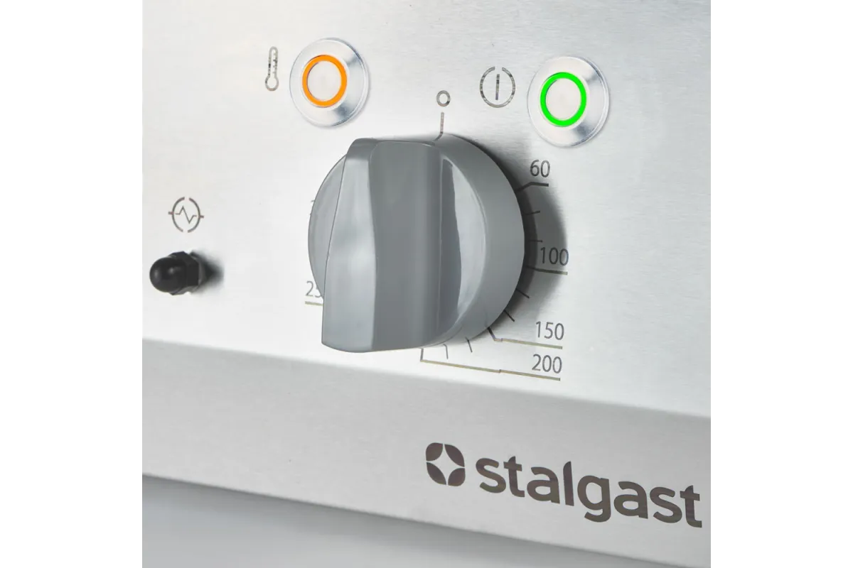 Płyta grillowa elektryczna, chromowana, ryflowana, P 8.1 kW, U 400 V Stalgast 9737200