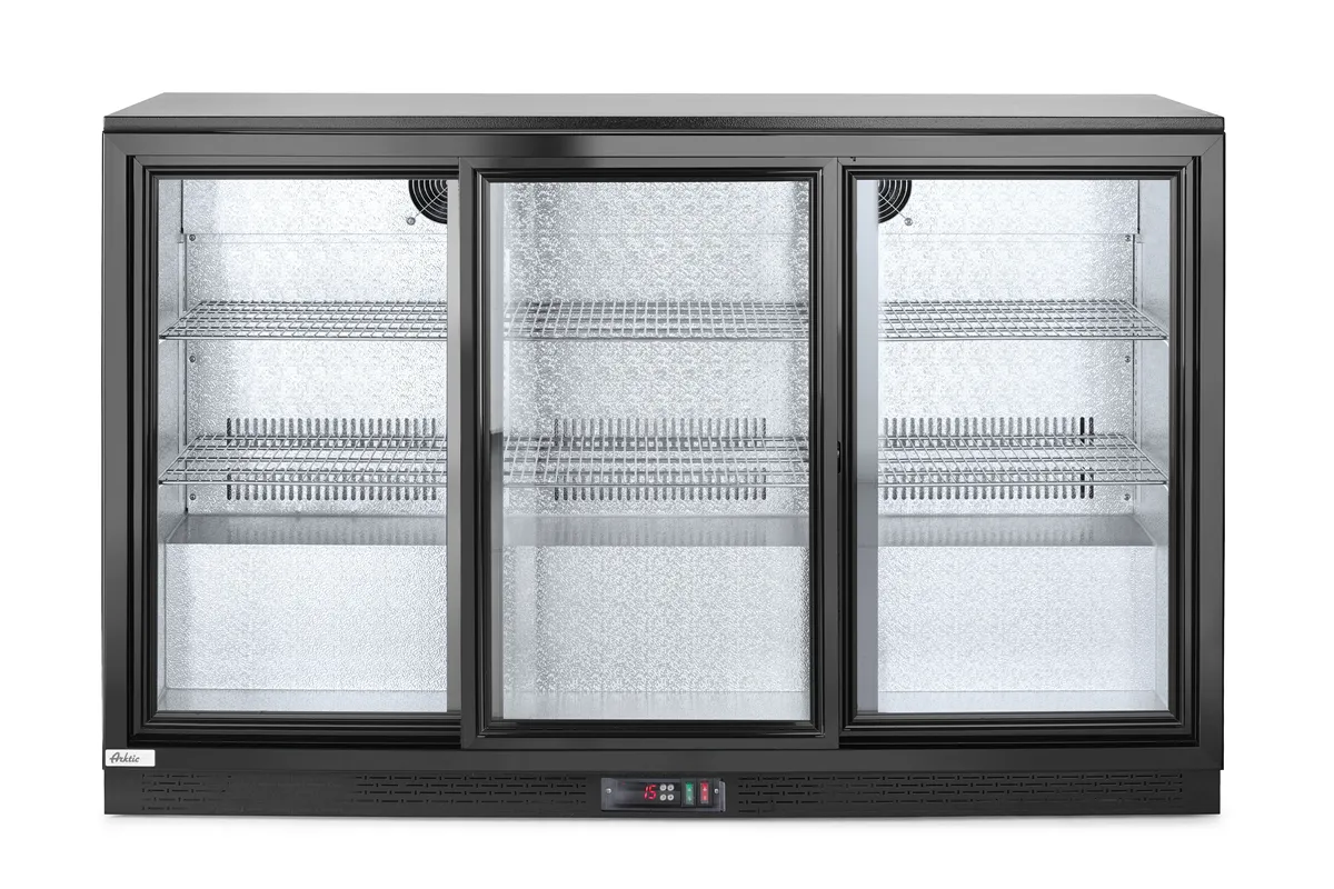 Lodówka barowa z potrójnymi drzwiami suwanymi, 254L, czarny, 220-240V/160W, 1350x520x865mm Arktic 235836