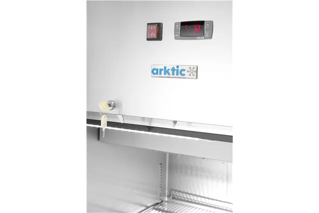 Szafa chłodnicza, 1-drzwiowa, GN 2/1, 465L, 230V/250W, 700x880x2043mm Arktic 236673