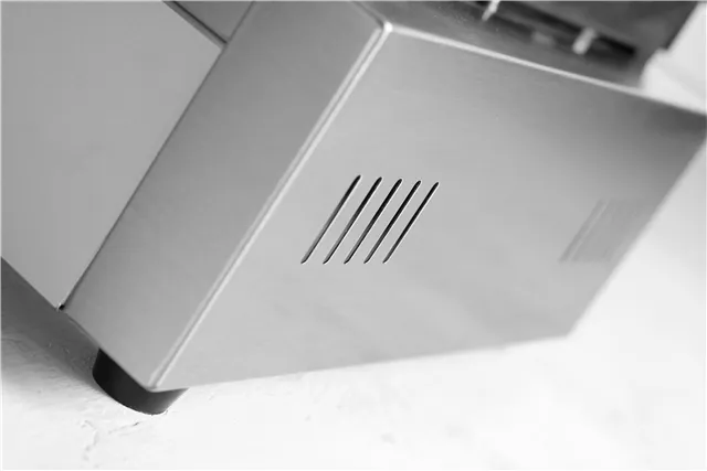 Grill kontaktowy Panini, góra i dół ryflowane, 230V/2200W, 430x375x216mm Hendi 263655