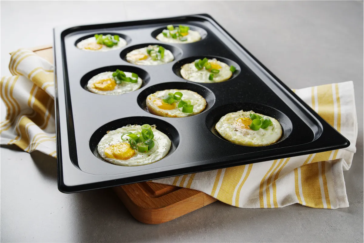 Blacha do jajek sadzonych, z powłoką nieprzywierającą CONVECTOMAT EGGPLATE, GN 1/1, czarny, 530x325x26mm Hendi 808856
