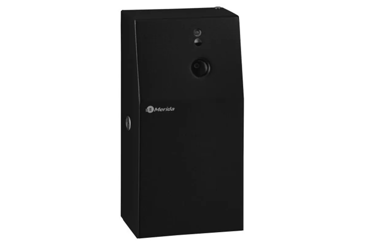 Obudowa odświeżaczy powietrza MERIDA STELLA BLACK LINE, czarna
 Merida GSC018