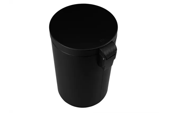 Kosz pedałowy SILENT SERENE, pojemność 12 l, metalowy, czarny matowy
 Merida KIC414
