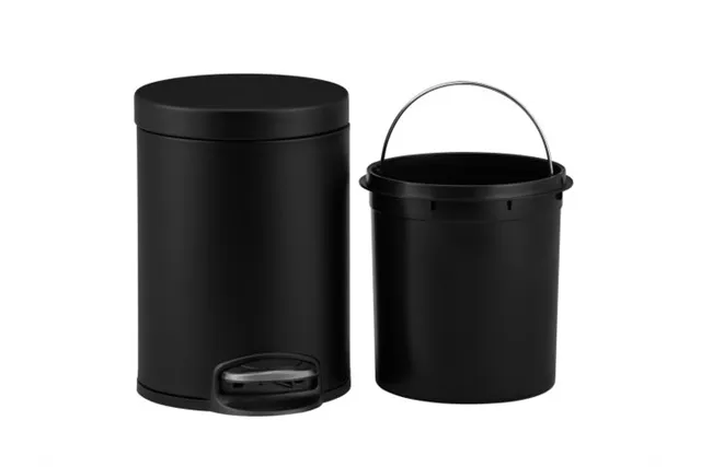 Kosz pedałowy SILENT SERENE, pojemność 5 l, metalowy, czarny matowy
 Merida KIC413