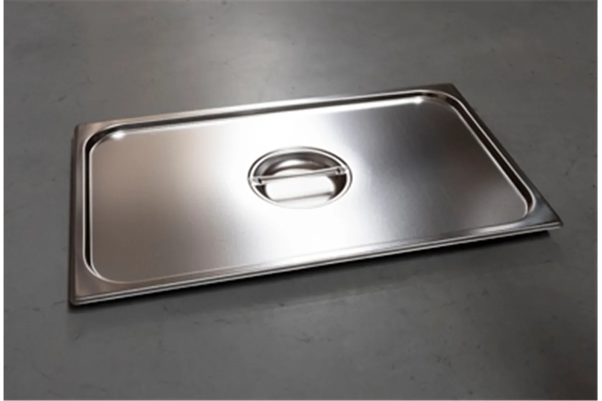 P - 1/4 ﻿Pokrywka Red Fox